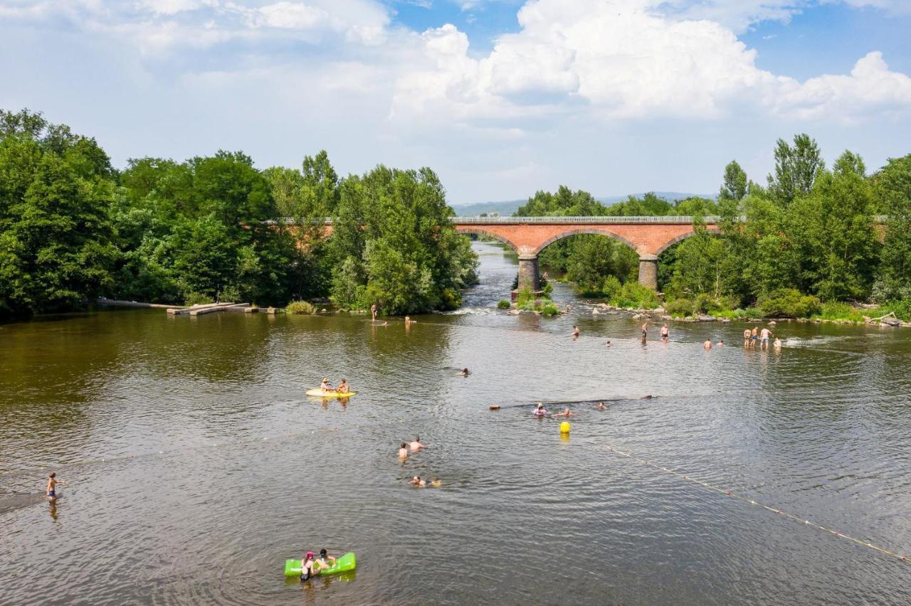 Camping De La Bageasse Brioude Εξωτερικό φωτογραφία