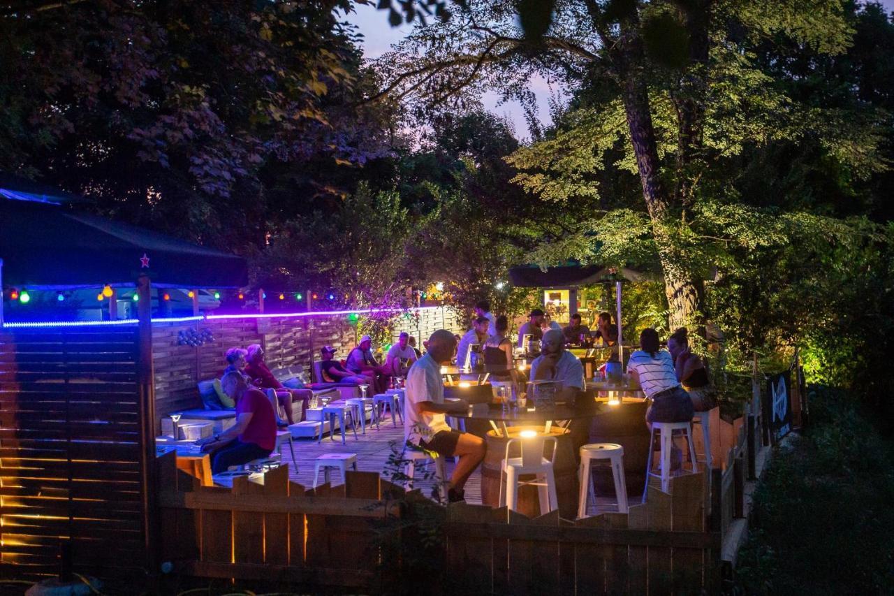 Camping De La Bageasse Brioude Εξωτερικό φωτογραφία