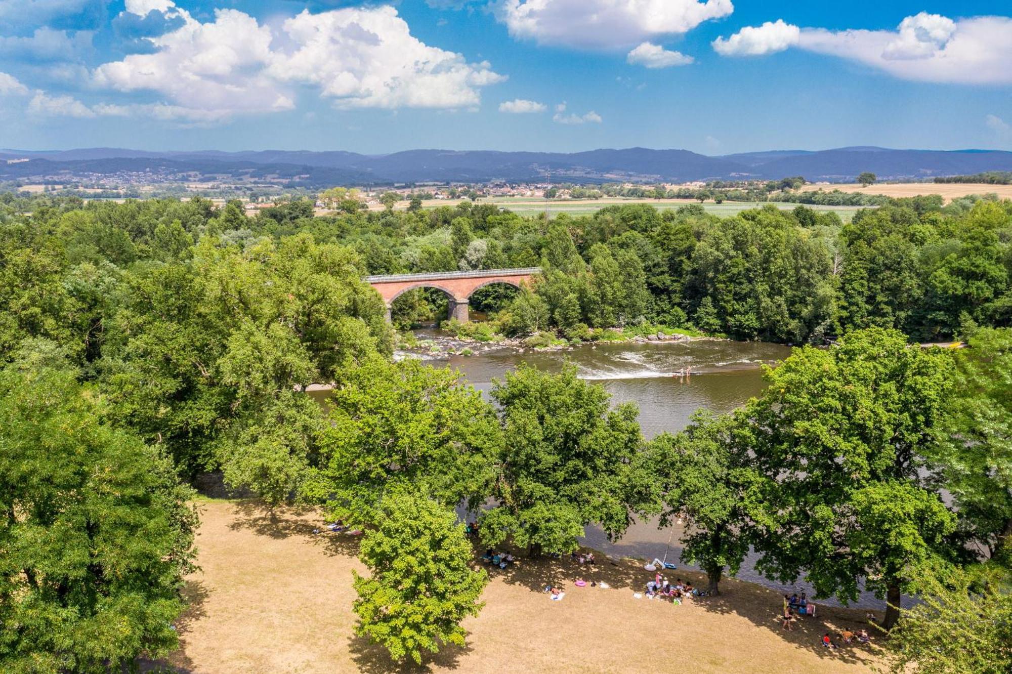 Camping De La Bageasse Brioude Εξωτερικό φωτογραφία